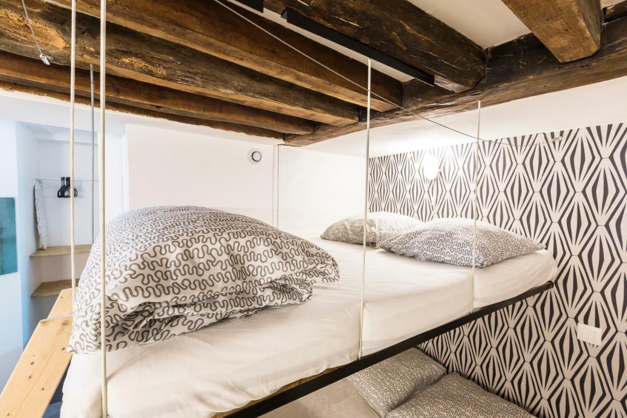 شقة باريس  في Charming 20M² Near Le Marais المظهر الخارجي الصورة