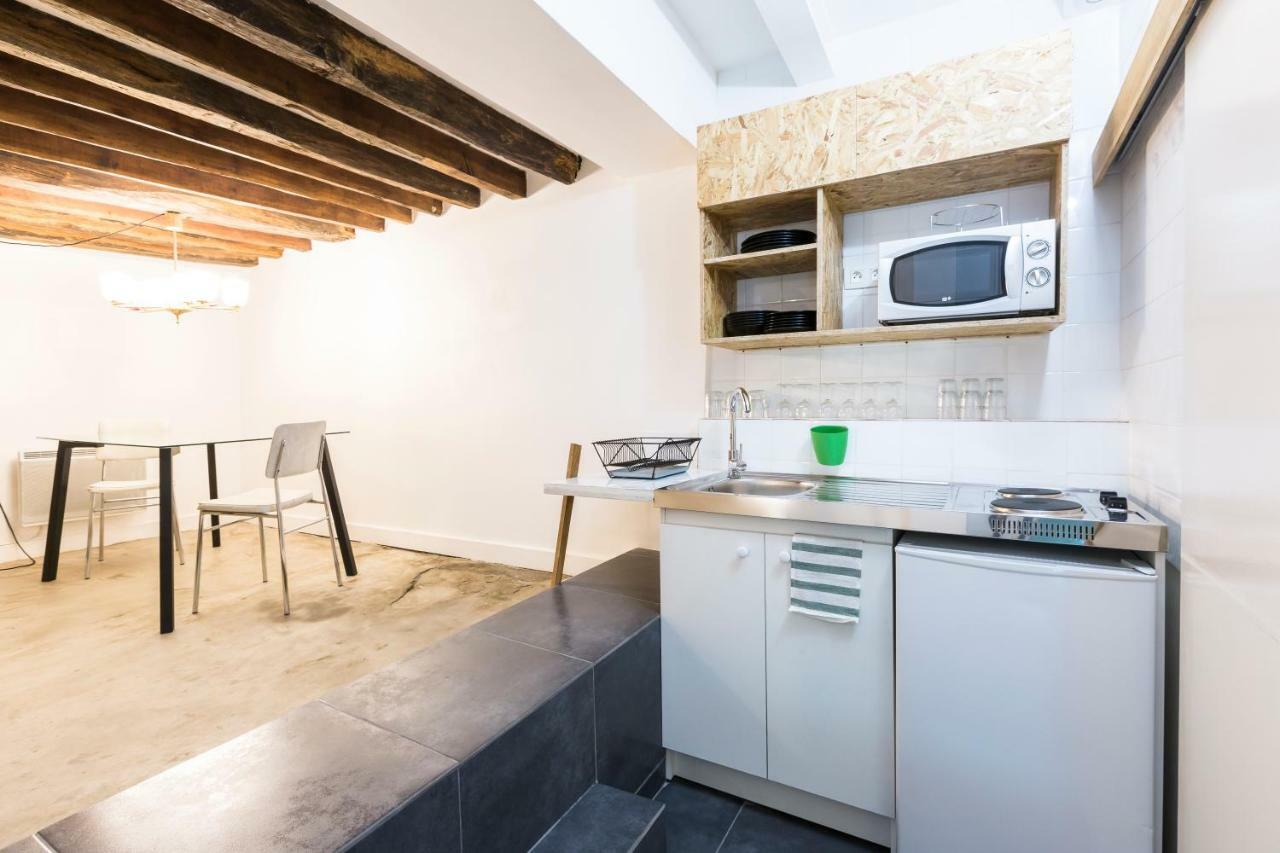 شقة باريس  في Charming 20M² Near Le Marais المظهر الخارجي الصورة